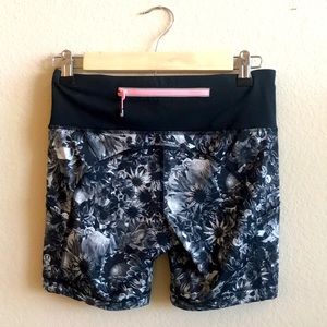 Lululemon biker shorts size 4